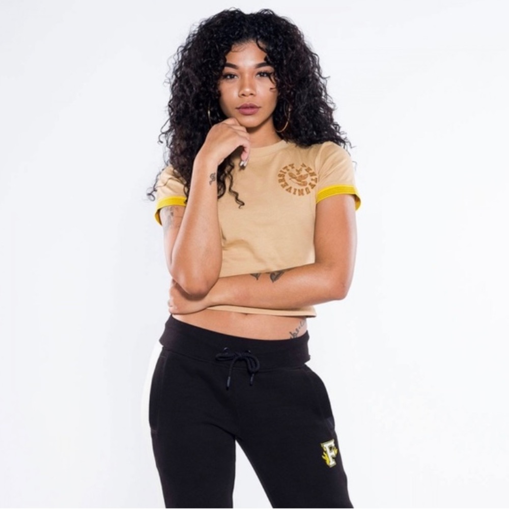 Puma X Fenty by Rihanna NWT Cropped Vintage Tee in Brown